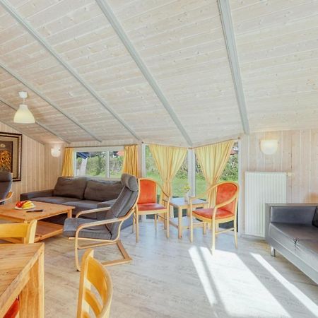 Kranich Ferienhaeuser Mit Innenpool Hohendorf  Dış mekan fotoğraf